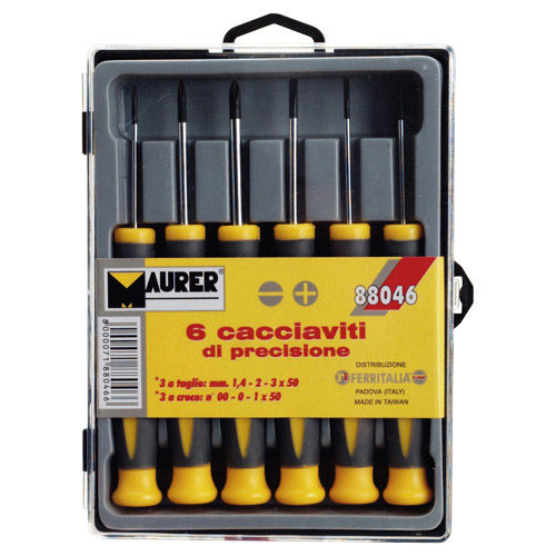 Cuña 808.<br />- Peso: 3,0 kg.<br />- Ideal para trabajos de construcción.<br />- Realizada en metal.