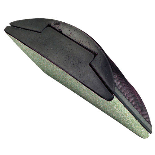 Llave fija plus<br />- Medidas: 16x17 mm.<br />- Longitud: 203 mm.<br />- Forjadas en cromo-vanadio, aportandole una mayor resistencia y duración.<br />- Bocas pulidas y rectificadas.<br />- Cabezas de cuello ancho.<br />- Fabricación bajo norma DIN3110
