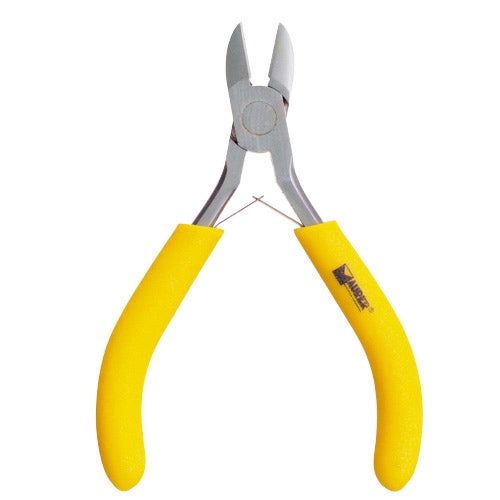 Maza con mango fibra de vidrio <br />- Peso: 5 kg. <br />- Mango de fibra de vidrio de alta calidad.<br />- Superficie engomada para mayor comodidad y ergonomÃ­a.<br />- Anillo antivibraciÃ³n.<br />- Cabezas de acero forjado y tratado tÃ©rmicamente.<br />