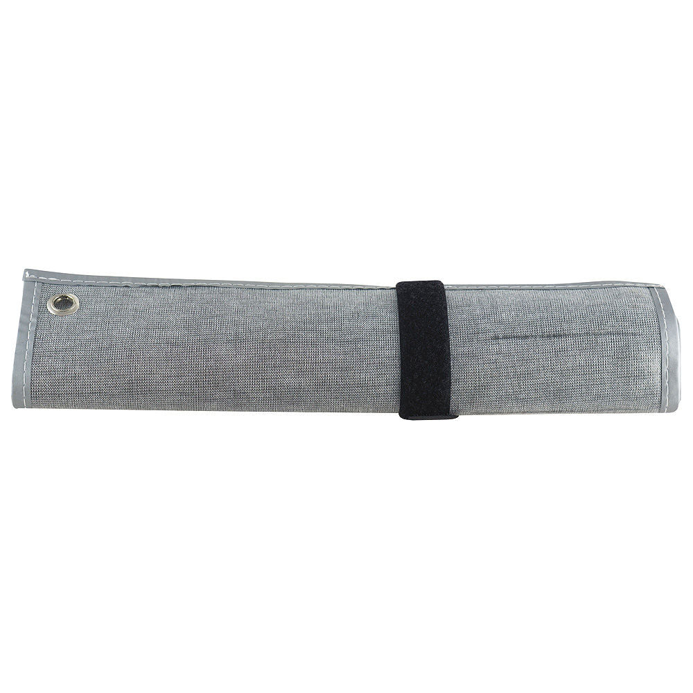 Hoja cuter Maurer  plus<br />- Medida: 9 mm.<br />- Estuche de 10 piezas.<br />- Ideal para trabajos industriales.<br />- Articulo tambien conocido como hojas cutters, hojas cuters.