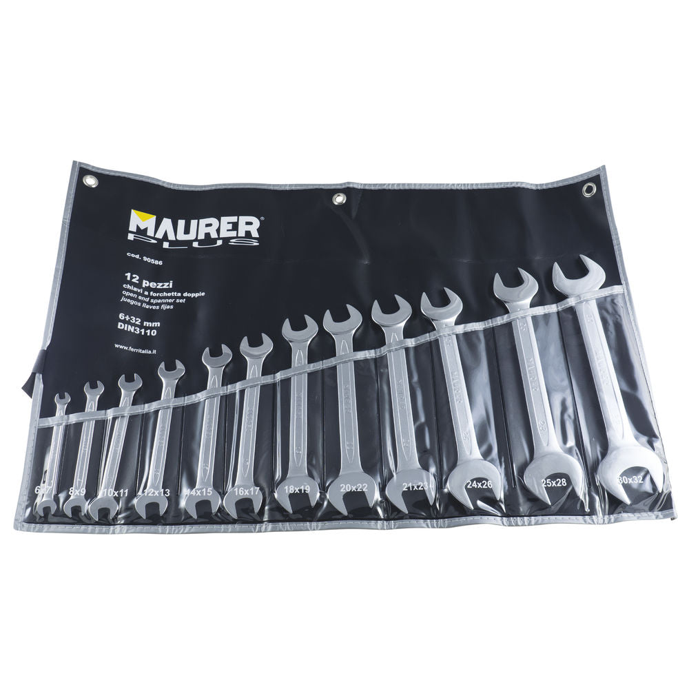 Hoja cuter Maurer plus<br />- Medida: 18 mm.<br />- Estuche de 10 piezas.<br />- Ideal para trabajos industriales.<br />- Articulo tambien conocido como hojas cutters, hojas cuters.