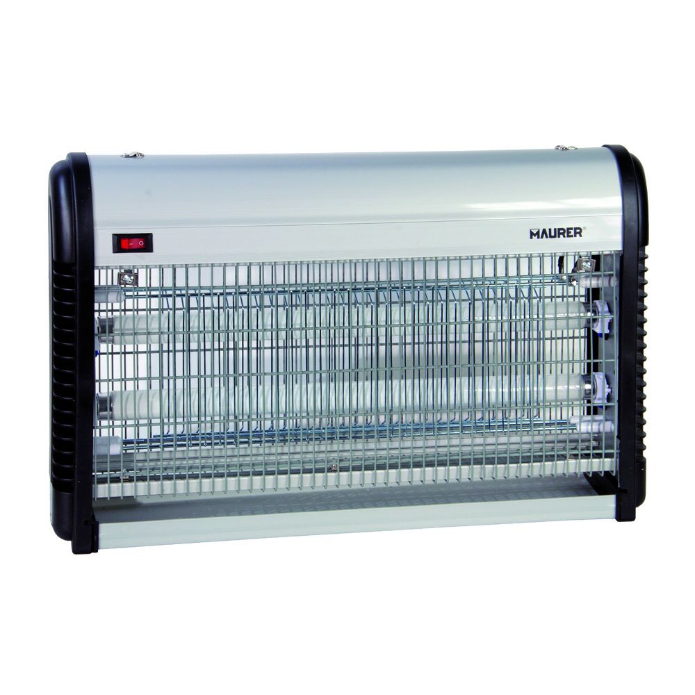 Cadena plastico bicolor.<br />- Medida: 8 mm.<br />- Rollo de 25 metros.<br />- Realizada en plastico.<br />- Valido para poste para cadena de plastico en la referencia:<br />> 01041100: poste para cadena plastico 90 cm. con base.