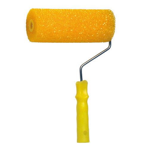 Cerradura seguridad Tesa R200B/T6/6L.<br />- 4 bulones de acero niquelado de 14 mm. de diÃ¡metro.<br />- Cilindro t60.<br />- Escudo e700l.<br />- Acabado latonado.
