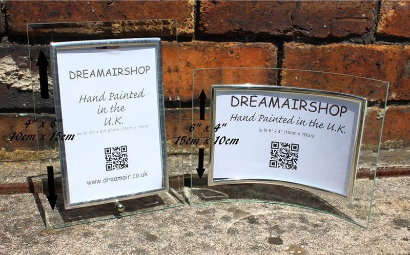 Personalised 5th Wedding Anniversary Wine: Glasses and Frame Gift Set (Flower)