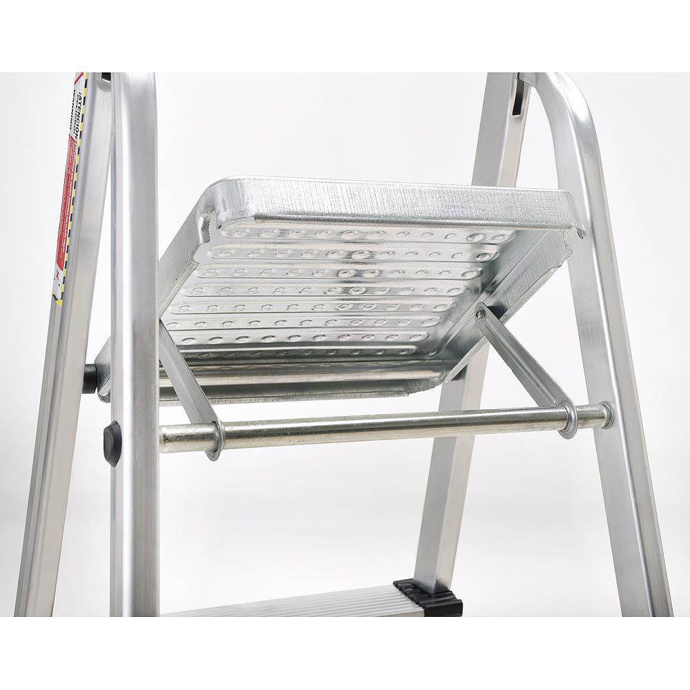 Lija recambio banda. <br />- 3 piezas.<br />- Medida: 75 x 457 mm.<br />- Grano 120.<br />- Uso universal en lijadoras de banda.<br />- TamaÃ±o standard.