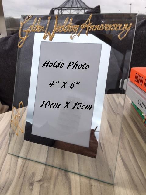 Golden (50th) Wedding Anniversary Gift : Photo Frame Port (Milestone)