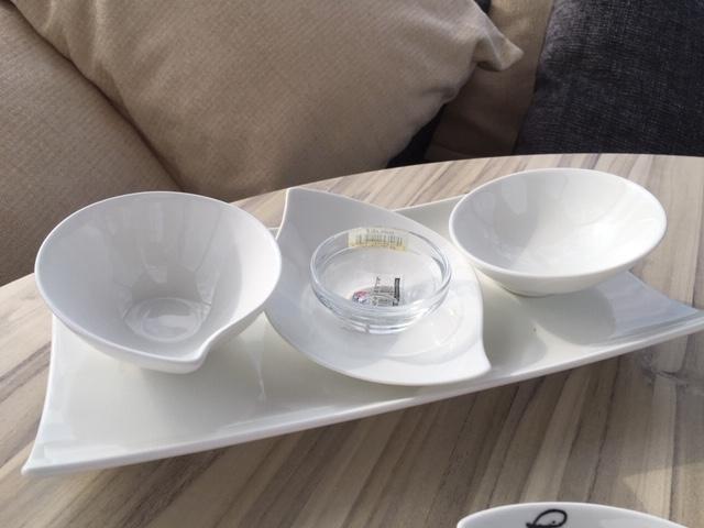 Paint Your Own Craft Kit 7: (3 Porcelain Trinket Dishes & 1 Porcelain Plate)