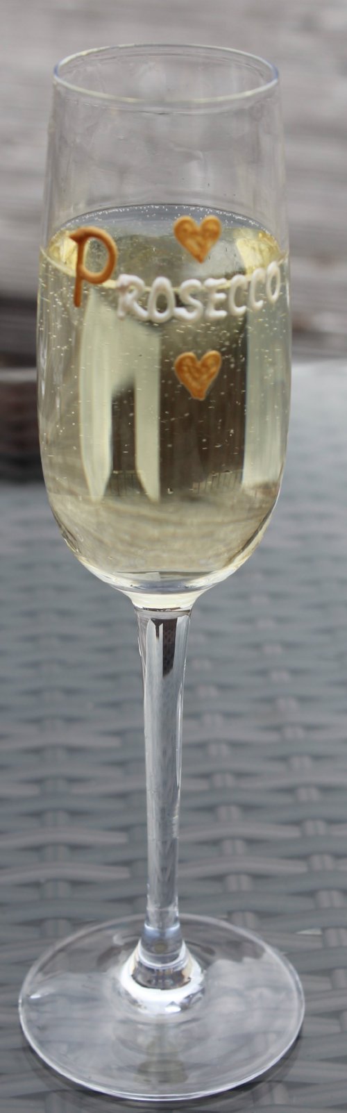 Love Prosecco Gift Champagne Glass: (gold heart)