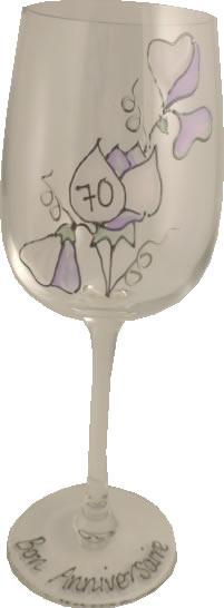 70 Bon Anniversaire verre íæ vin- 70th Birthday Wine Glass (Sweet Pea)